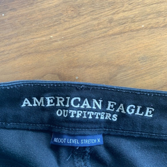 American Eagle Black Denim Shorts - Picture 3 of 4